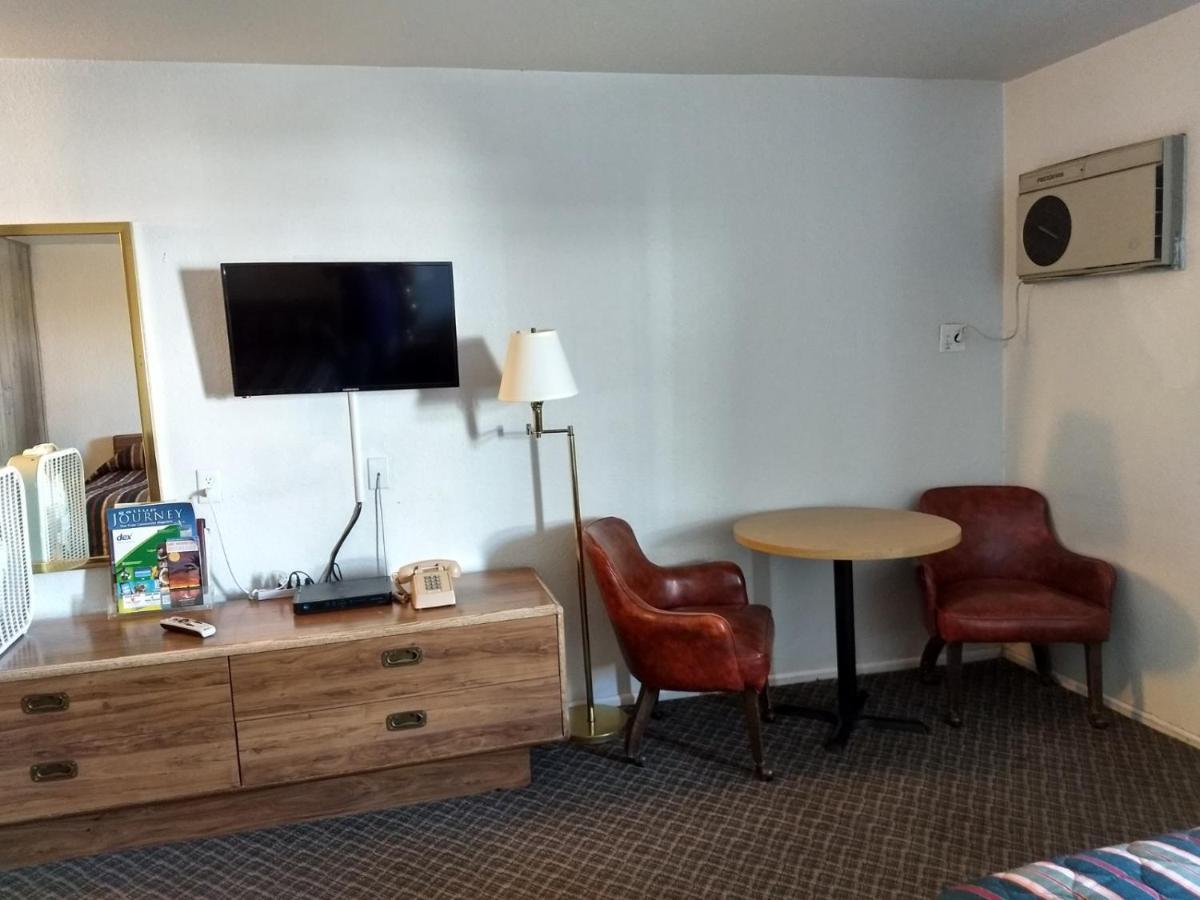 Budget Inn Motel Галъп Екстериор снимка