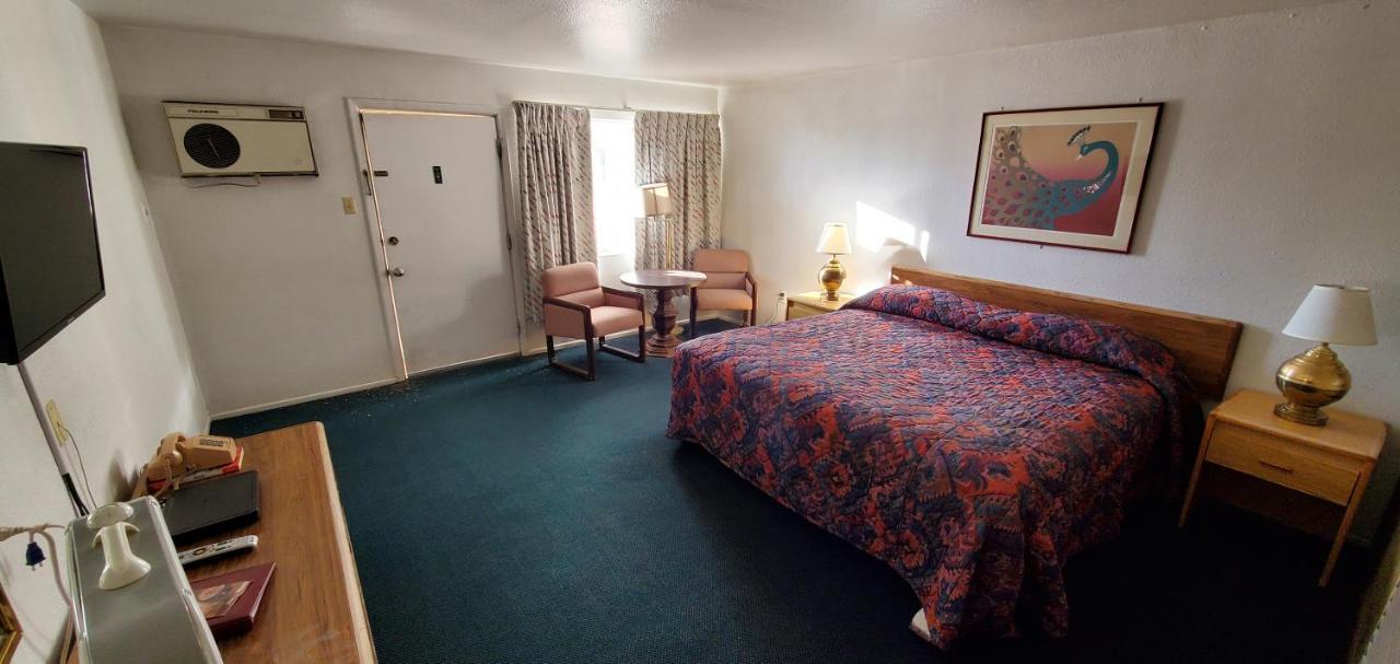 Budget Inn Motel Галъп Екстериор снимка