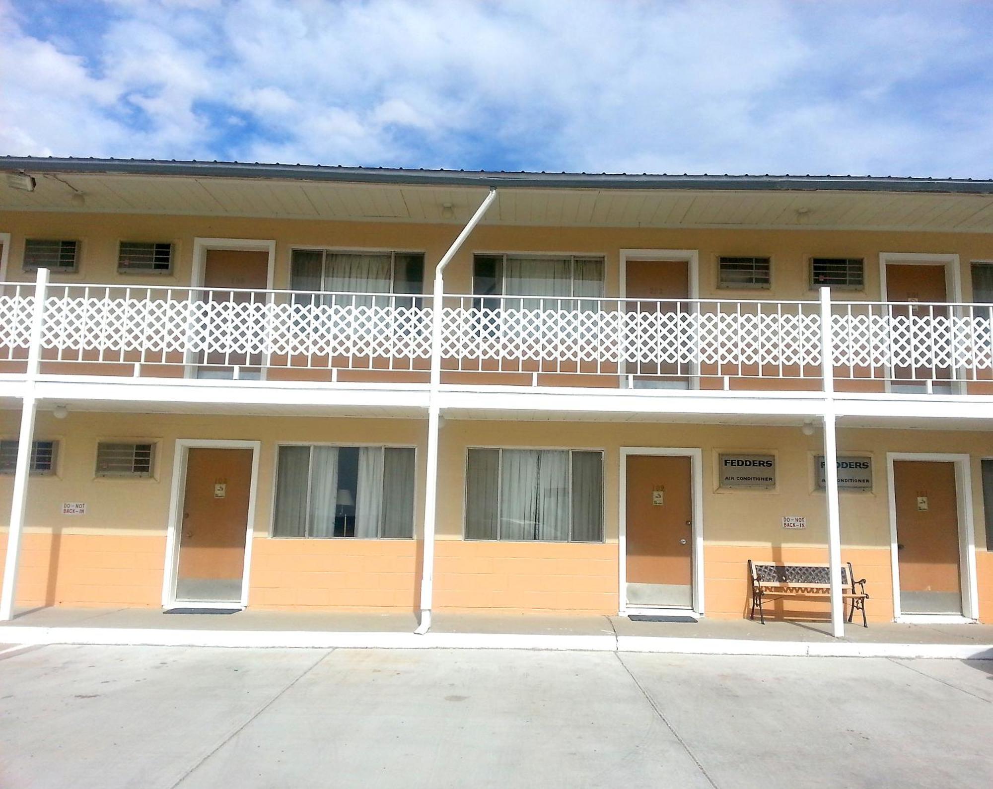 Budget Inn Motel Галъп Екстериор снимка